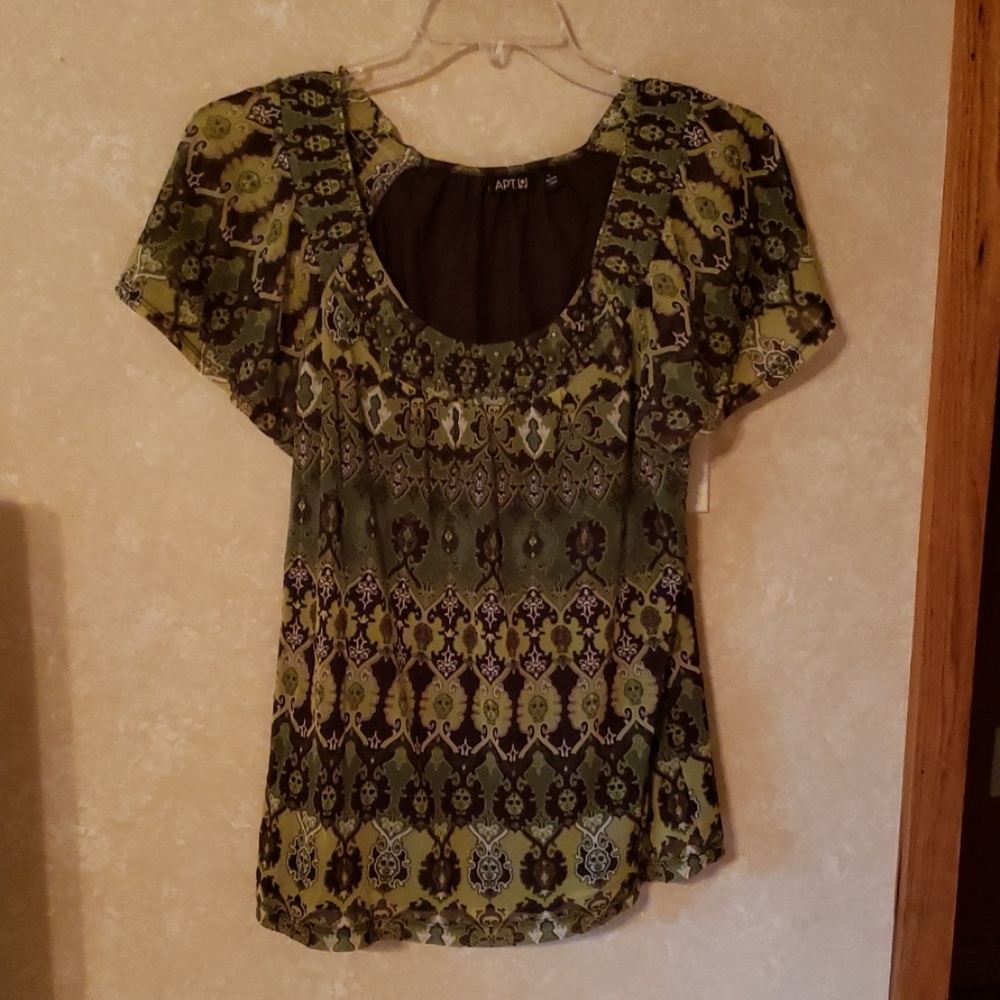 Green and brown top